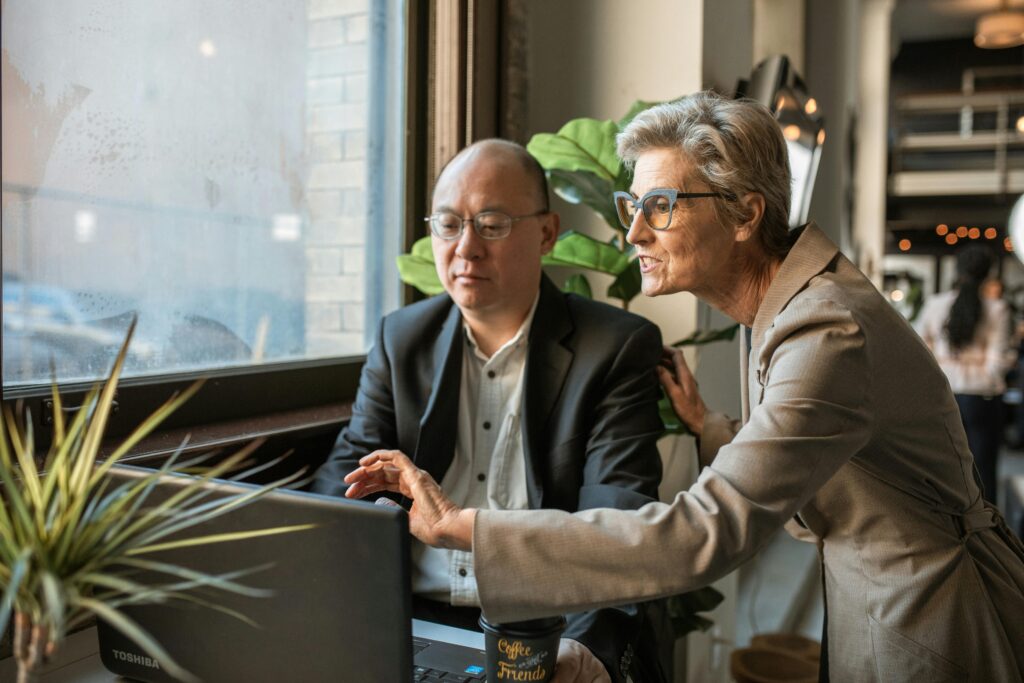 Best High-Yield Savings Accounts for Retirees in 2025